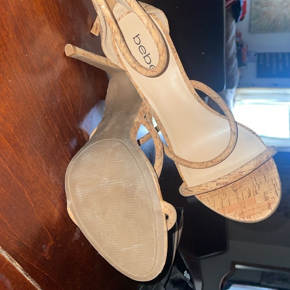 BEBE Frenkey Heels 8 Bamboo - Picture 4 of 4